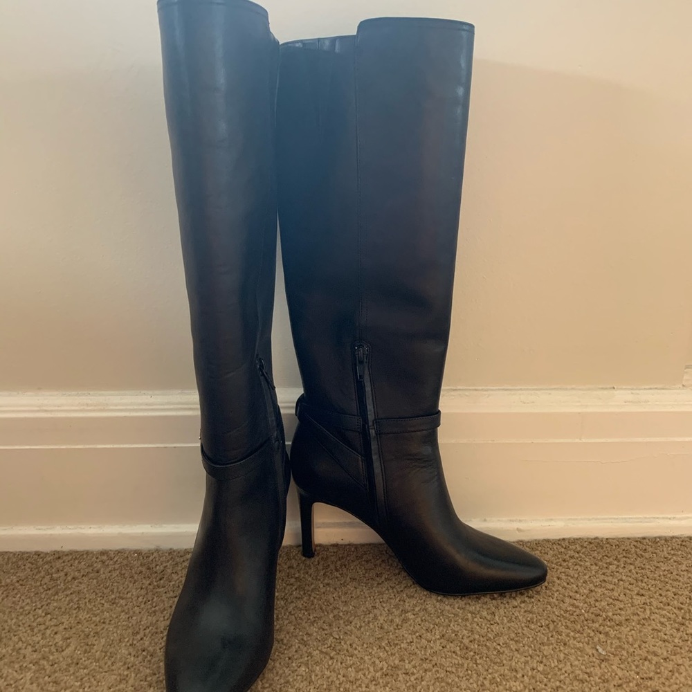 Leather High-Heel Buckle Boot - Picture 4 of 4